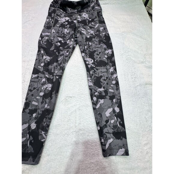 The North Face Womens Activewear Grey Geometric Cropped Legging Size Large.‎ - Picture 1 of 12